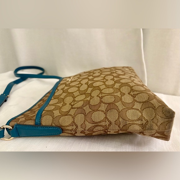 Coach Signature File Crossbody Bag F34938 Teal Leather Trim + FREE Coin Purse - Picture 4 of 15